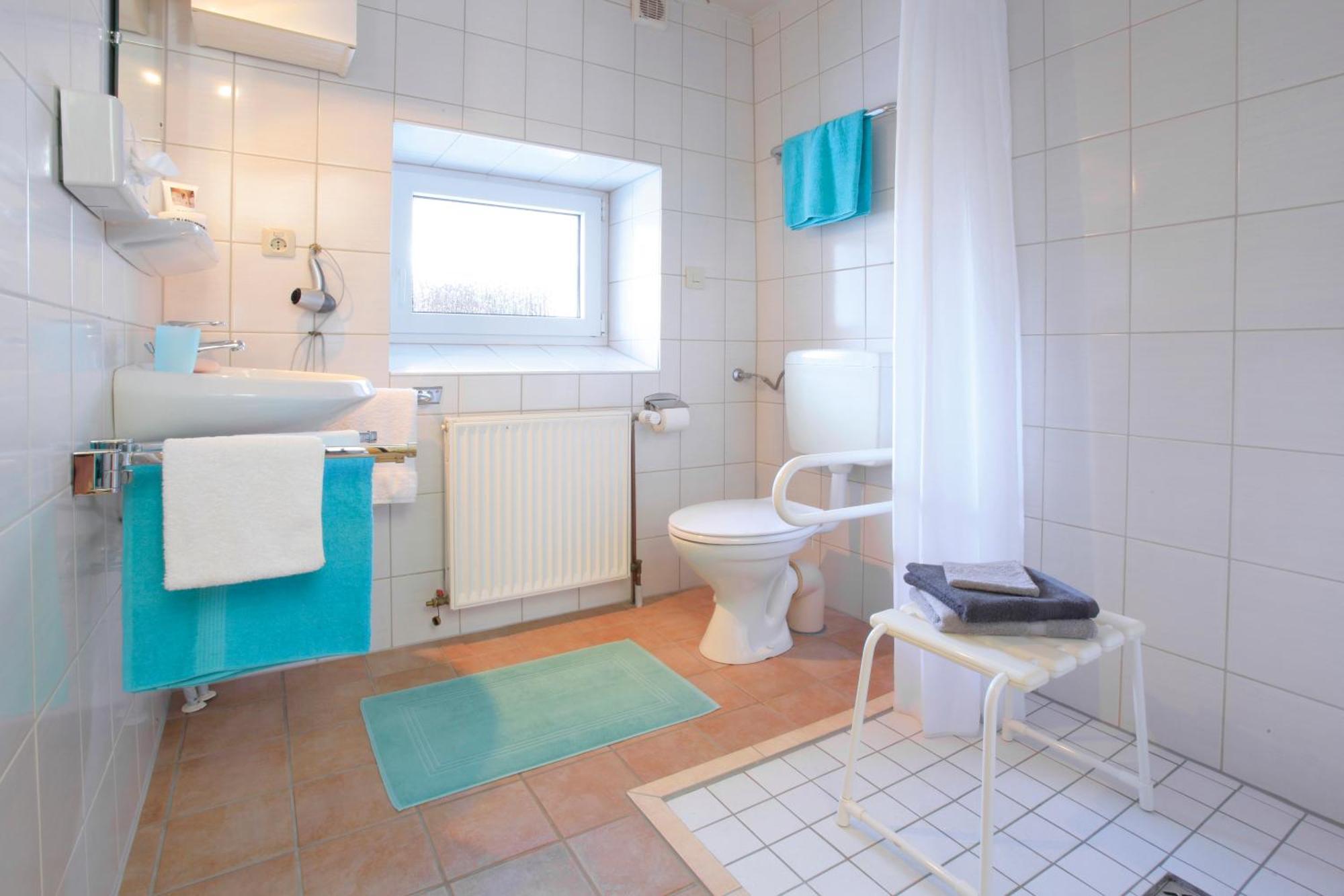 Hotel Sauerlaender Hof Вилинген Екстериор снимка