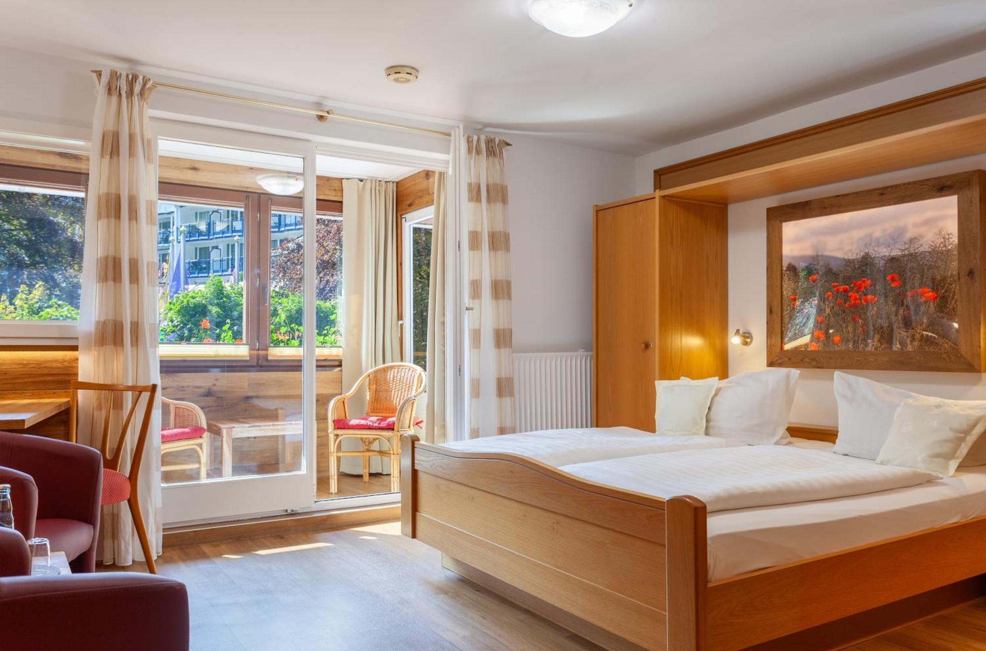Hotel Sauerlaender Hof Вилинген Екстериор снимка
